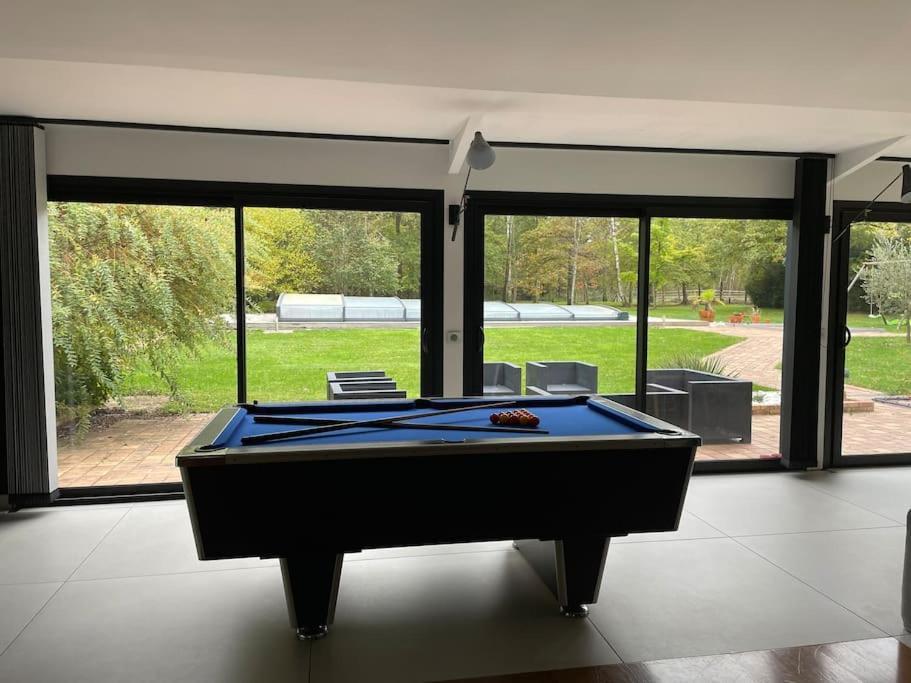 Magnifique Villa Avec Piscine En Sologne Vouzeron ภายนอก รูปภาพ