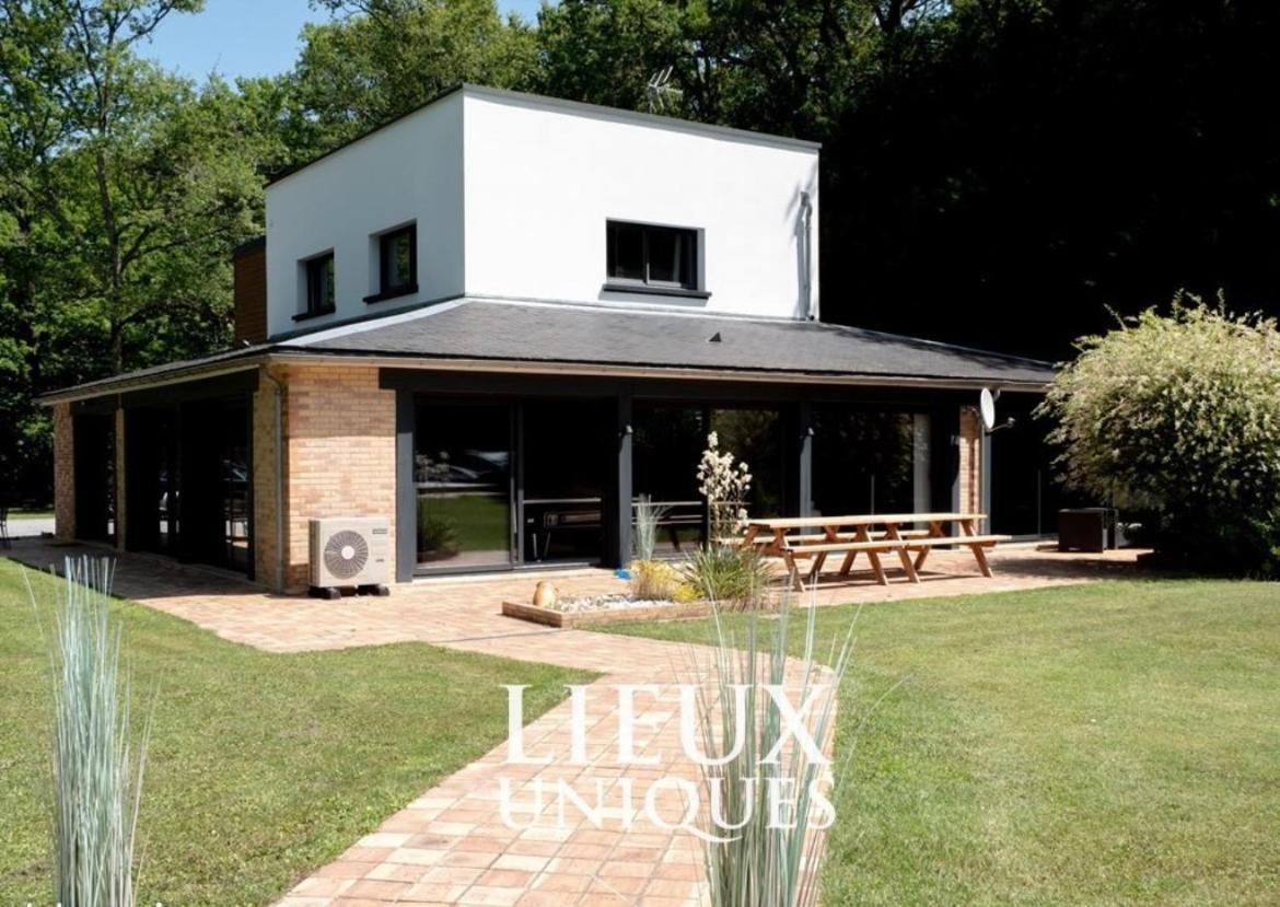 Magnifique Villa Avec Piscine En Sologne Vouzeron ภายนอก รูปภาพ